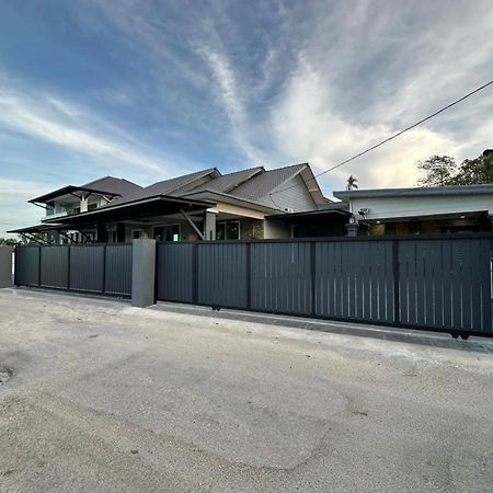Rayyan Ashraf Homestay Kota Bharu Eksteriør bilde