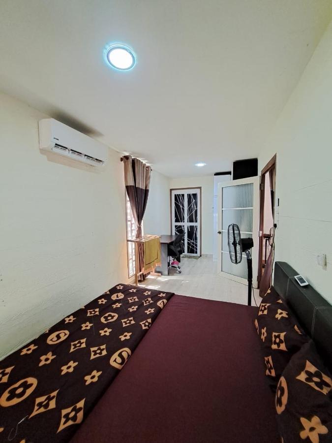 Rayyan Ashraf Homestay Kota Bharu Eksteriør bilde